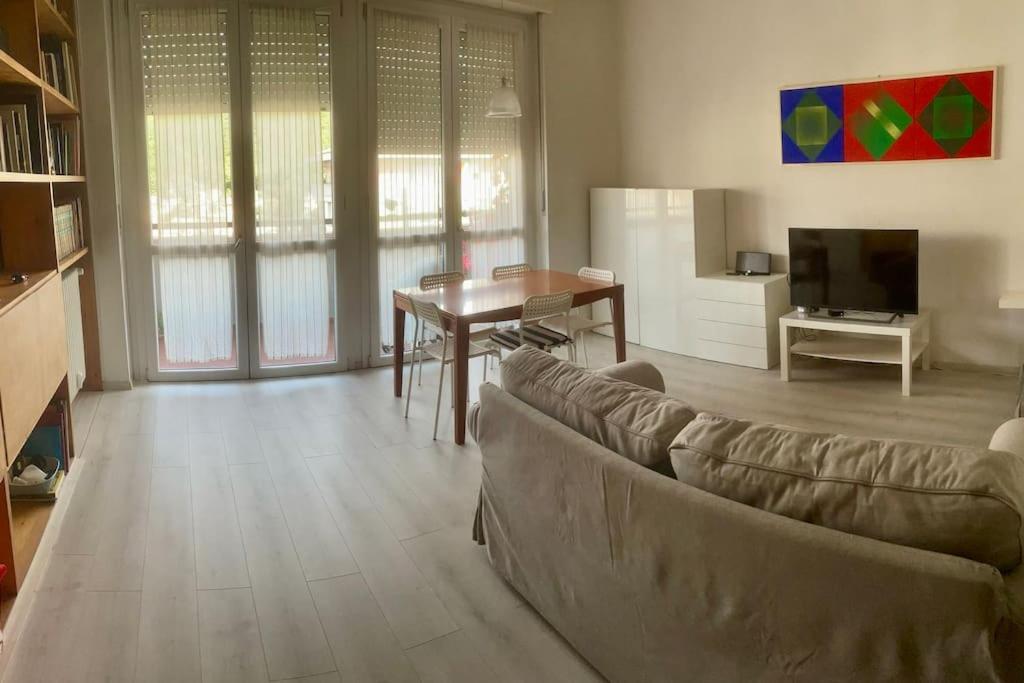 Ferienwohnung Attico Montiglio - Panorama-Wifi Collebeato Exterior foto